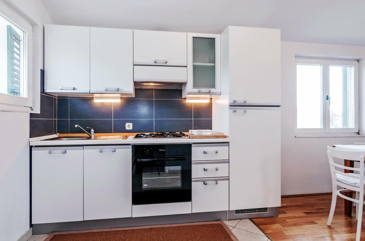 Apartmani Labud Sukošan Εξωτερικό φωτογραφία