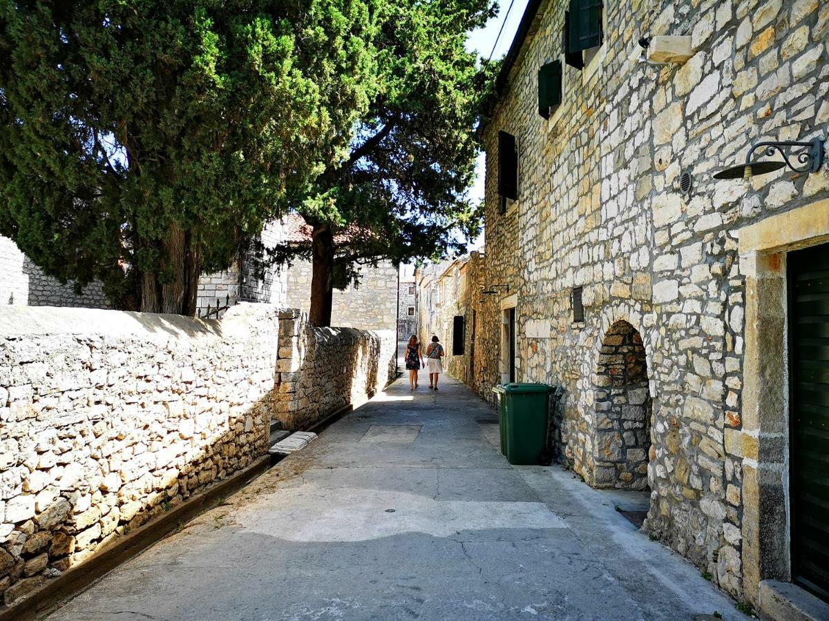 Apartmani Labud Sukošan Εξωτερικό φωτογραφία